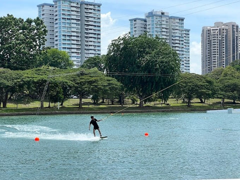 Wakeboarding at Singapore Wake Park. Photo by Kaku1981