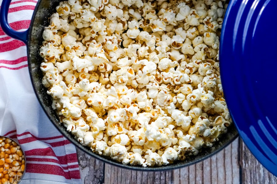 how to make popcorn in dutch oven