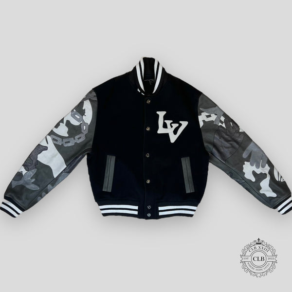 𝓛𝓸𝓾𝓲𝓼 𝓥𝓾𝓲𝓽𝓽𝓸𝓷 FW22 Bunny Varsity Jacket… 🐇🐇 This