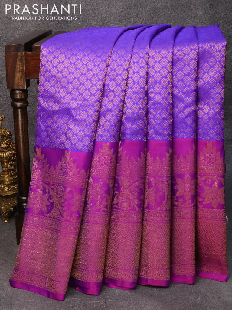 Pure gadwal silk saree peacock green and pink with allover zari woven –  Prashanti Sarees