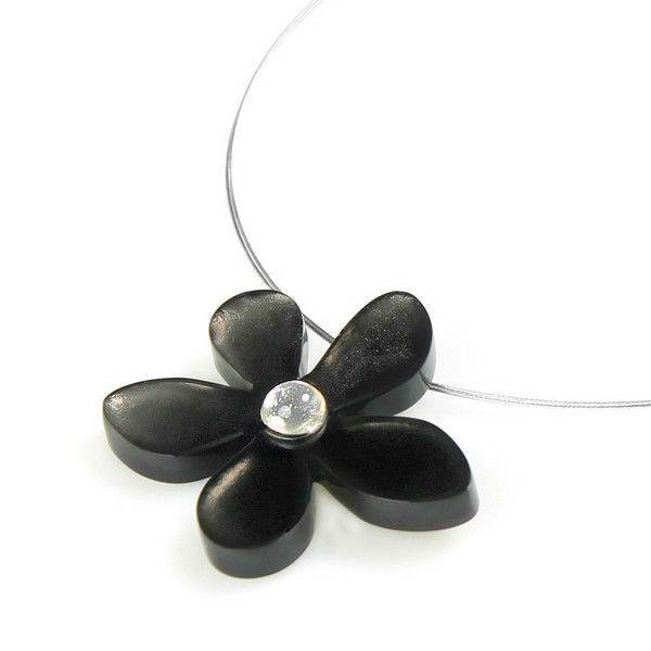 Black Flower Small Pendant