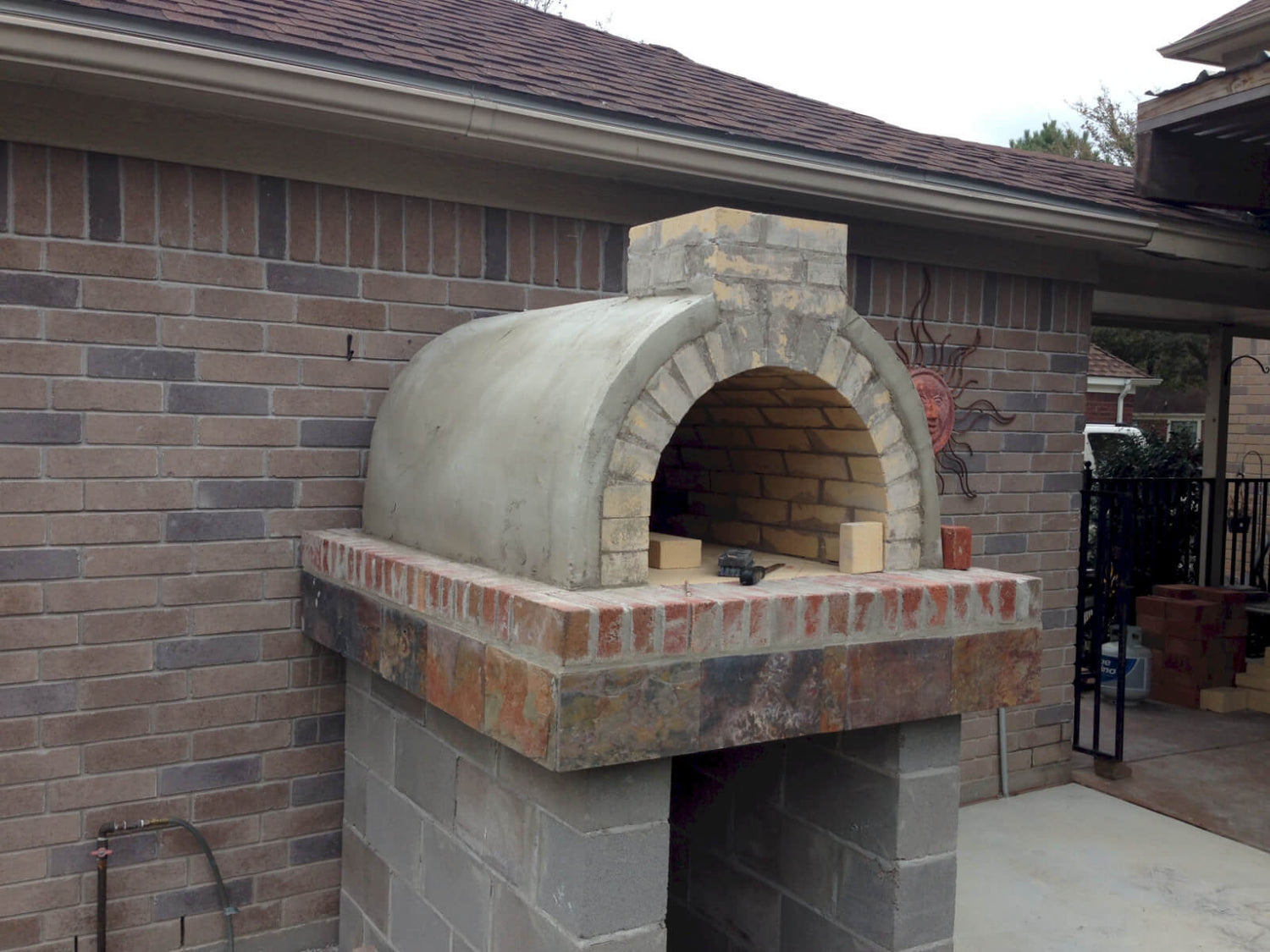 What Bricks Should I Use to Build a Pizza Oven? - Brickhunter