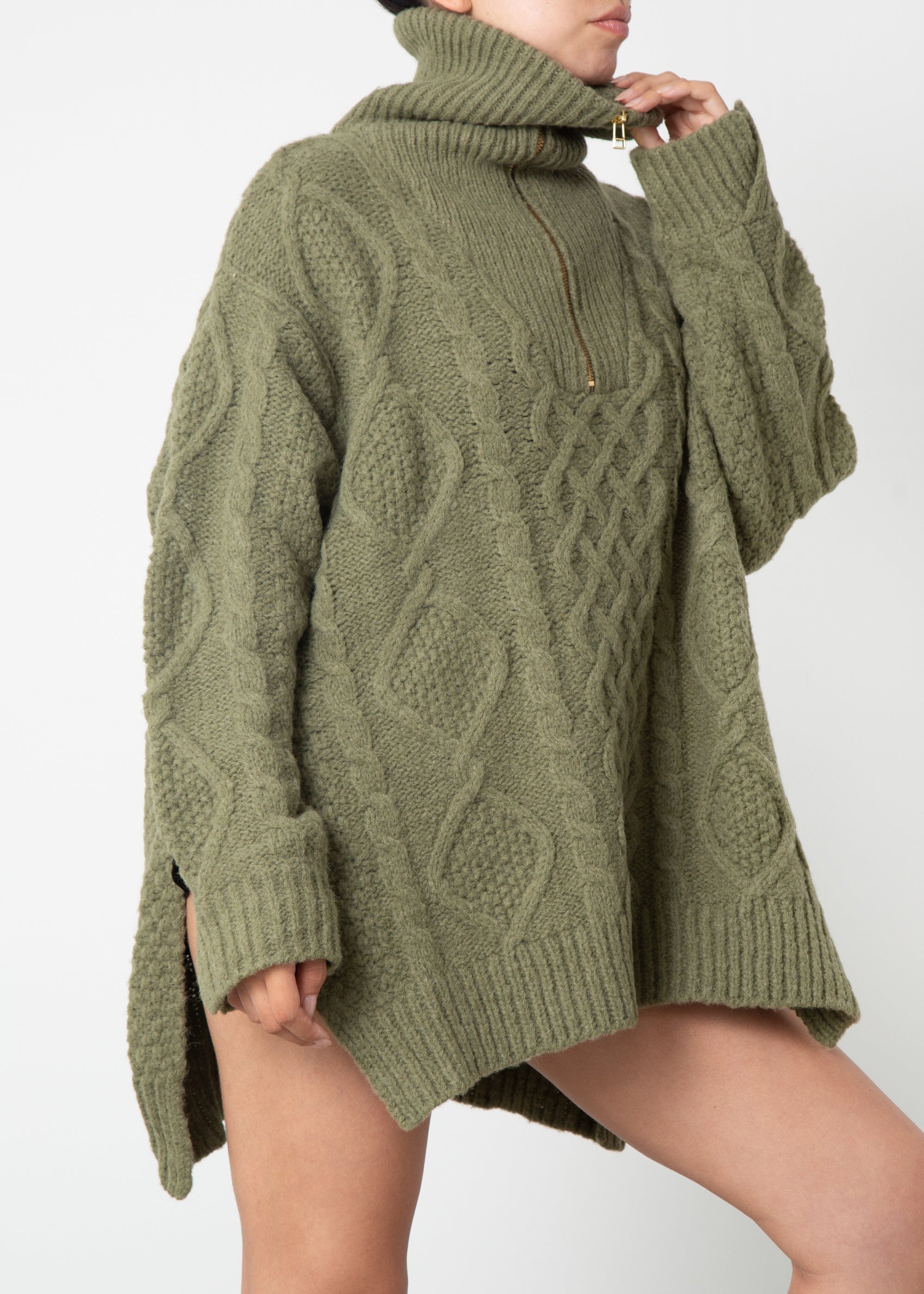 定価は43000円くらいでしたdeterm;  zipped cable knit