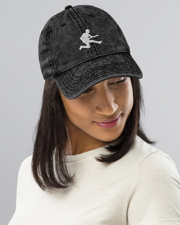 Fly High: Vintage Cotton Twill Hat - Black - Photo 1