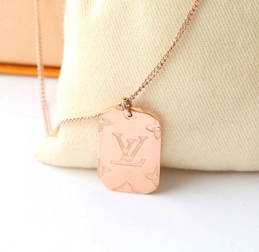 Louis Vuitton Pre-owned Collie Plaque Necklace