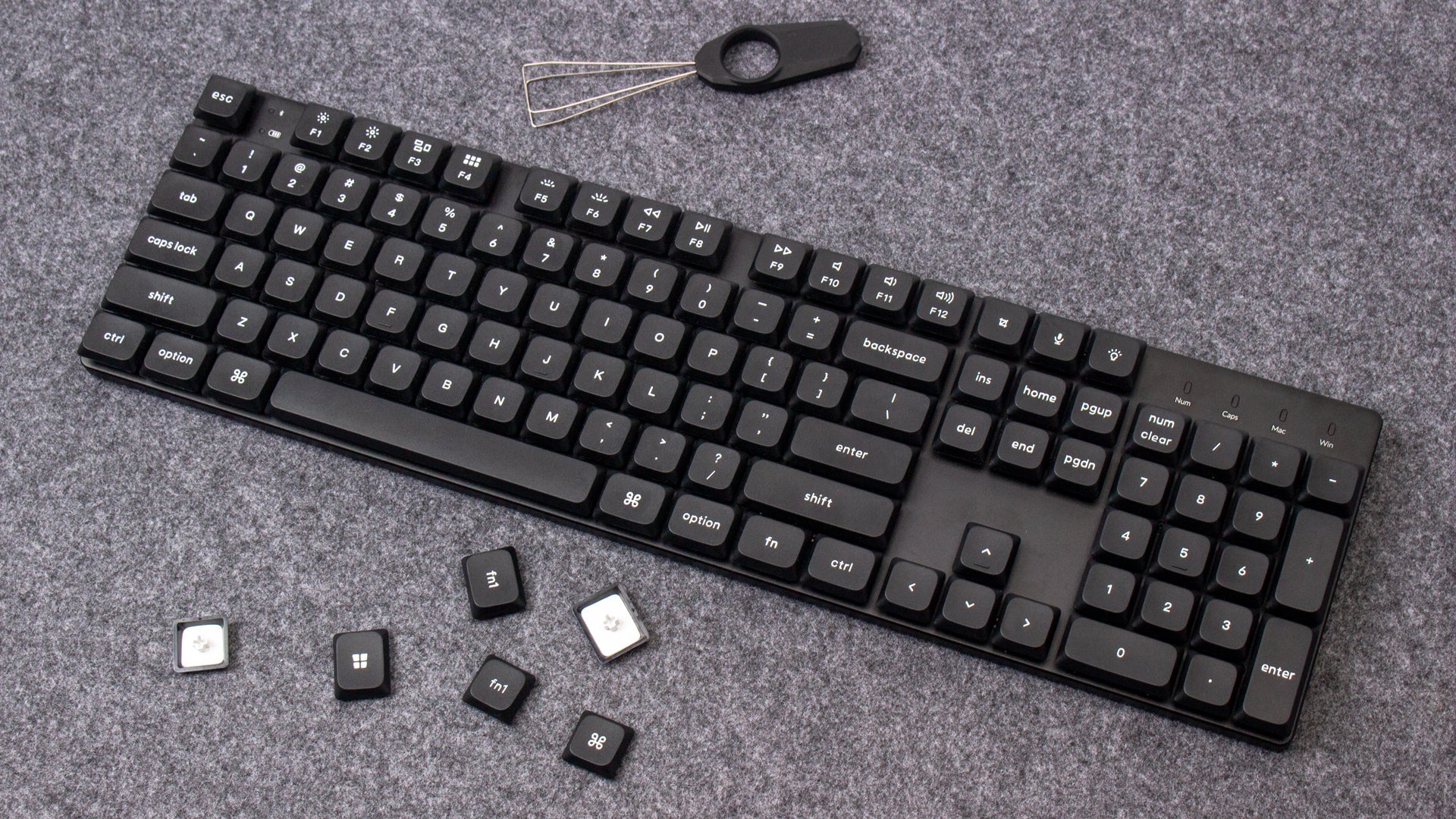  Womier Low Profile Keycaps - Shine Through Keycaps, Keyboard  Keycaps 75 Percent PBT Keycaps, Full Size Keycaps for 60% 65% 75% 80% 100%  Cherry Gateron MX Switches Mechanical Keyboard, Grey/White : Electronics