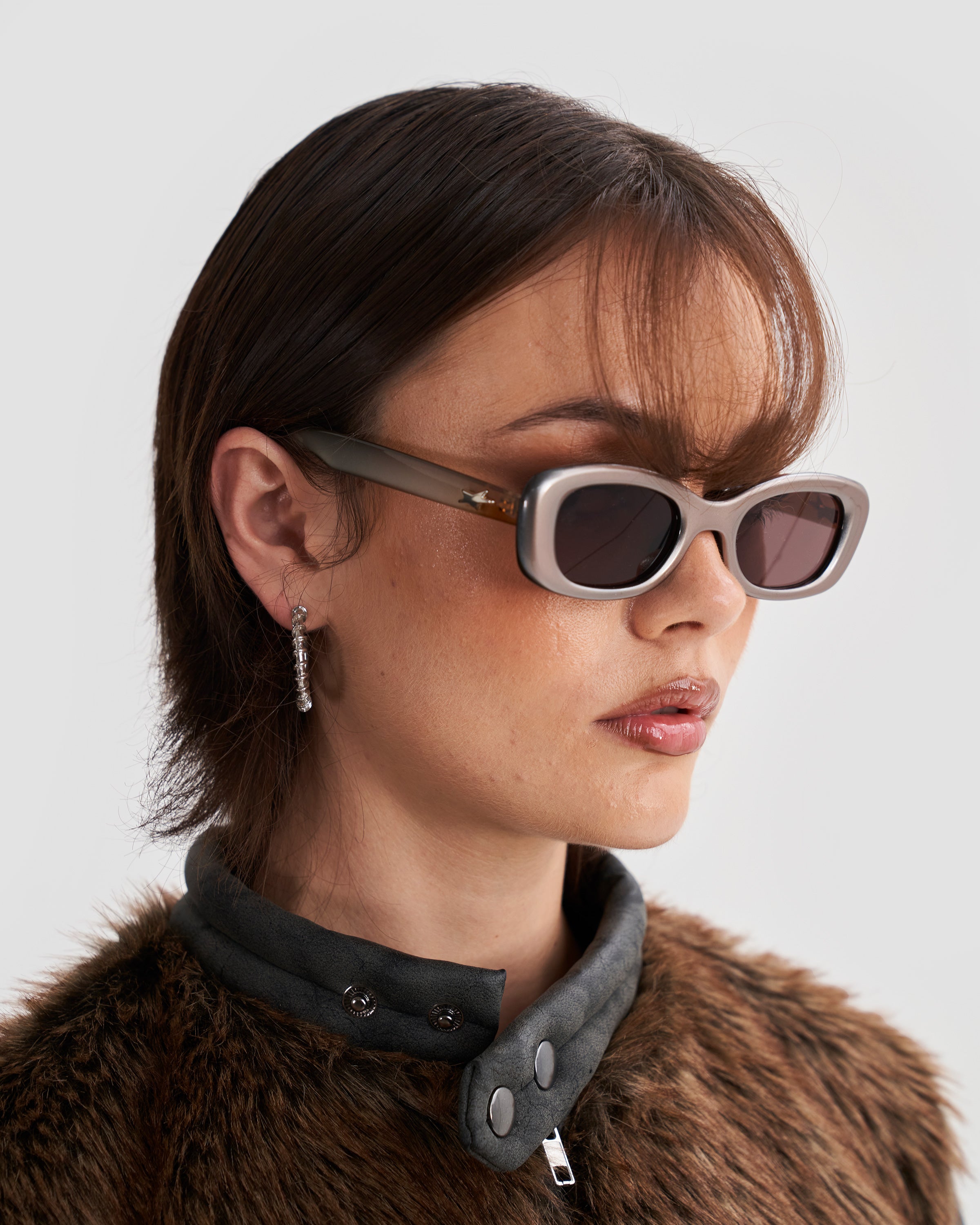 Image of 90s Grunge Square Sunglasses in Bronze