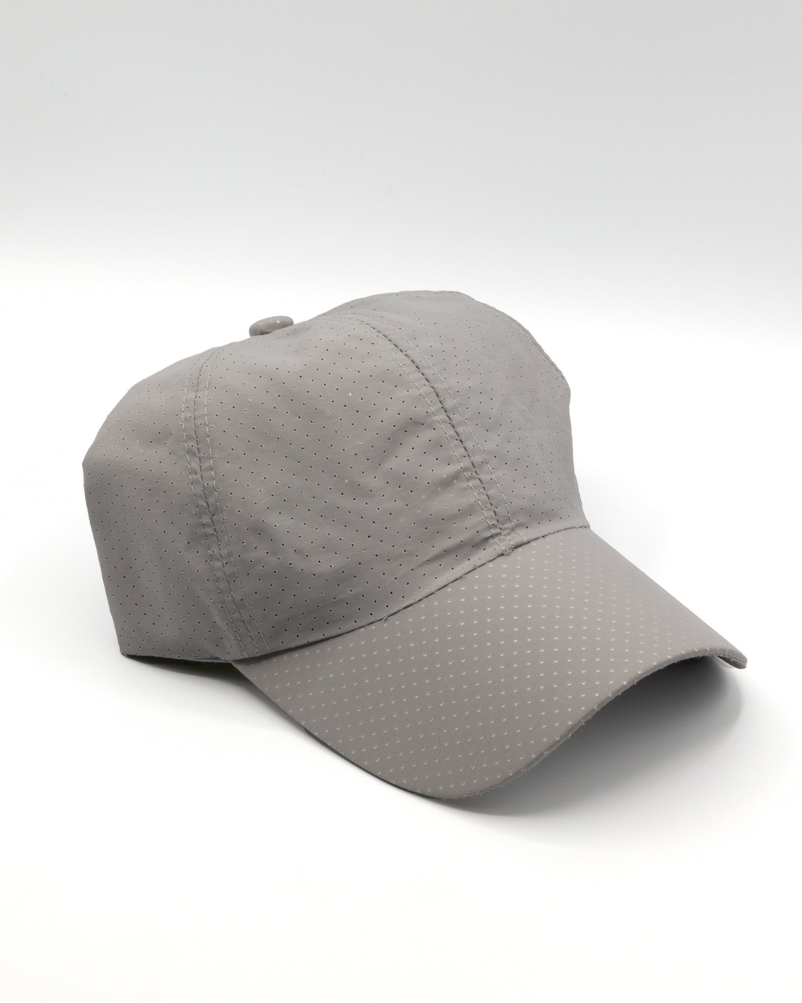 Normcore Style Baseball Cap In Grey