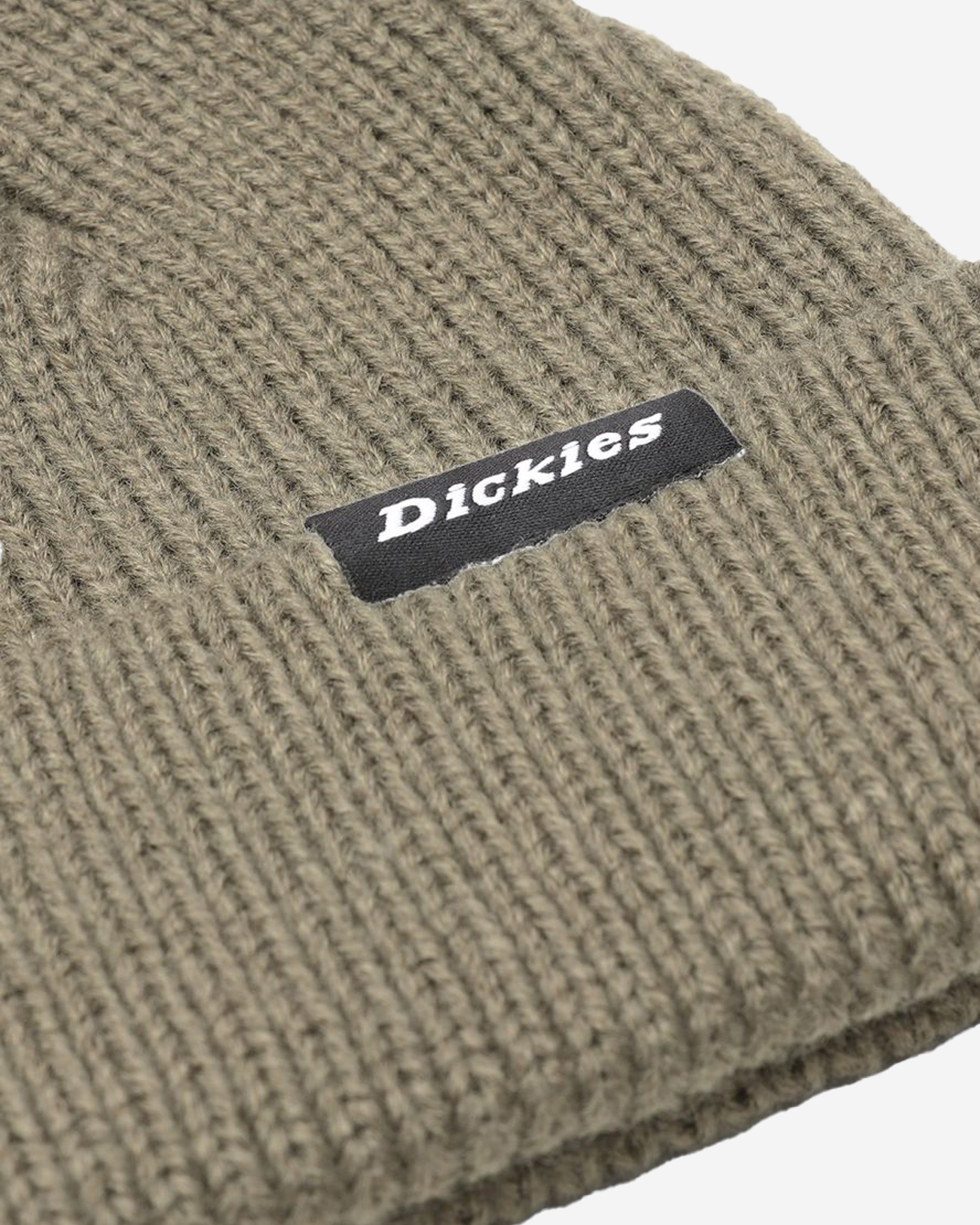 Get the perfect outdoor look with the classic Woodworth beanie hat. Made from anti-bobble acrylic that's easy to wash, this basic hat is built for warmth and will look good with whatever you have on. Available in several muted shades