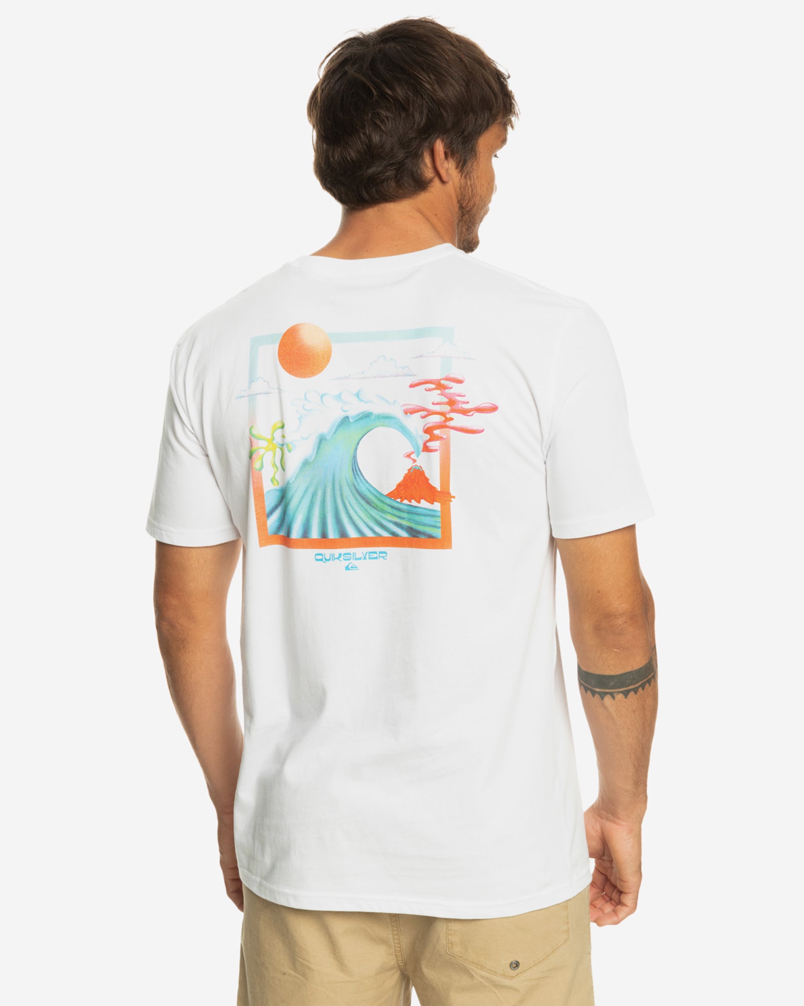 It doesn't get more epic than the Ocean Bed t-shirt. Intense art and the comfort of combed cotton make it a surfer's favorite.