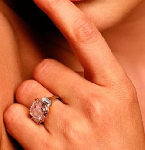 jennifer lopez pink diamond engagement ring