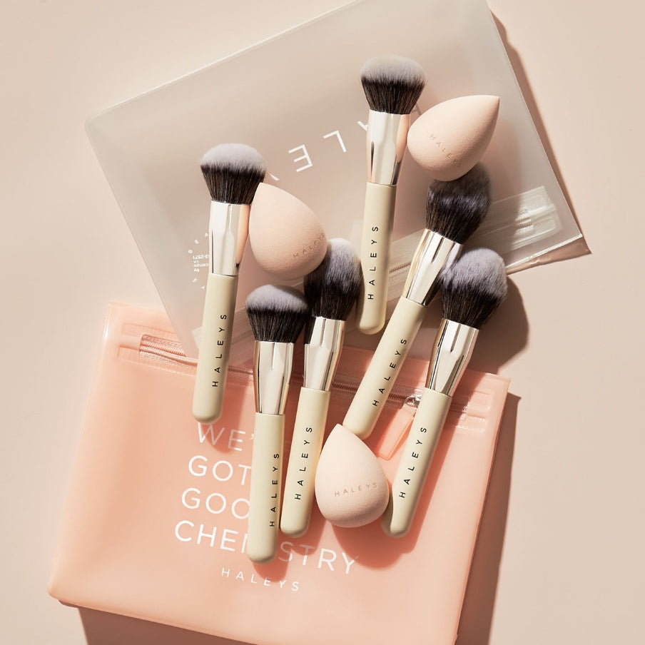 Haleys Beauty Brilliant Contour Brush