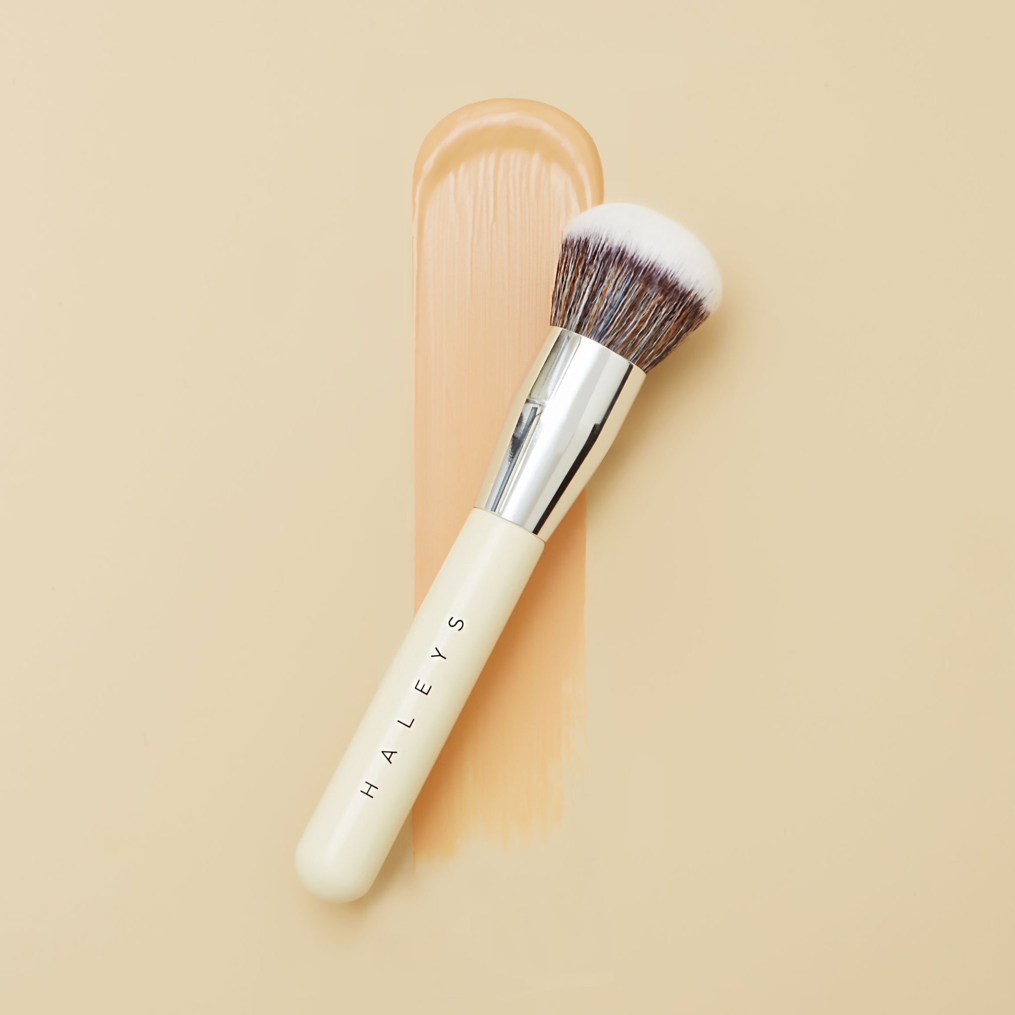 Kabuki Brush