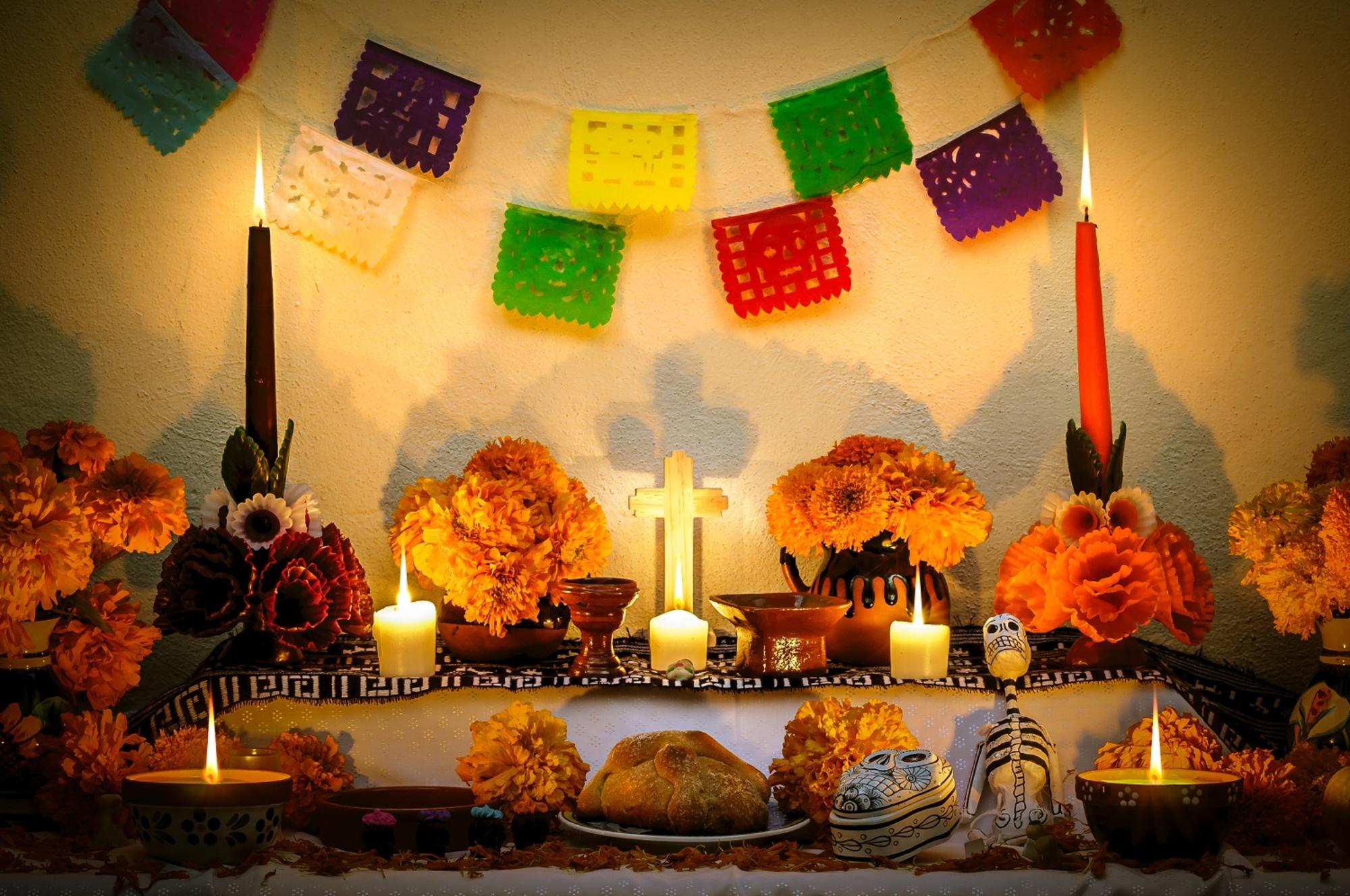 Learn More About Mexico's Day of the Dead | Que Pasa Foods