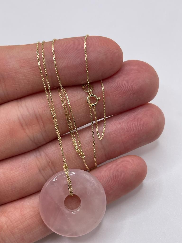 9ct gold rose quartz necklace