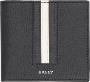Leather Bi-fold wallet-1