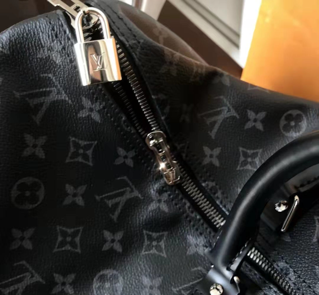 Louis Vuitton Keepall Bandouliere 55 Monogram Travel Bag