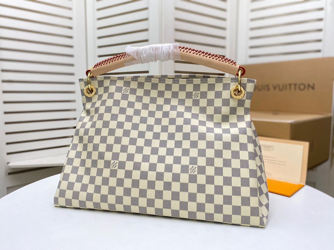 Louis Vuitton White And Blue Damier Azur Coated Canvas Neverfull MM Gold  Hardware, 2021-2022 Available For Immediate Sale At Sotheby's