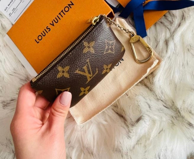 Review of Louis Vuitton Key Pouch - The Feathered Nester