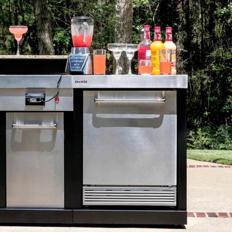 Charbroil Medallion Series 2.7 Cubic Feet Freestanding Mini Fridge Outdoor Kitchen Component?| Fridge.com