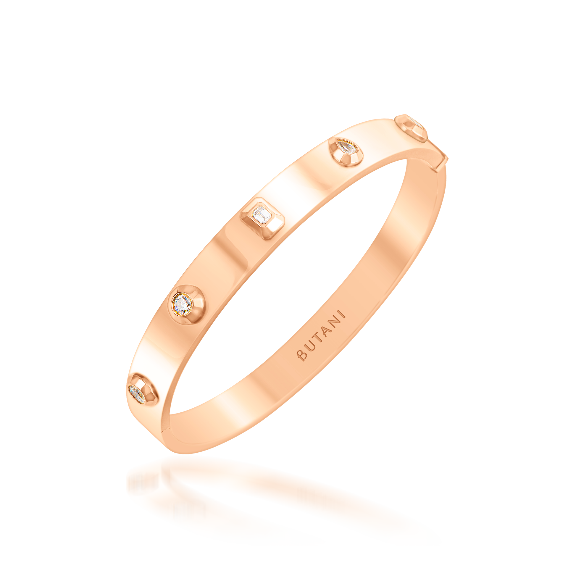 Metropolitan Wide Gold and Diamond Hinged Bangle In 18K Rose Gold