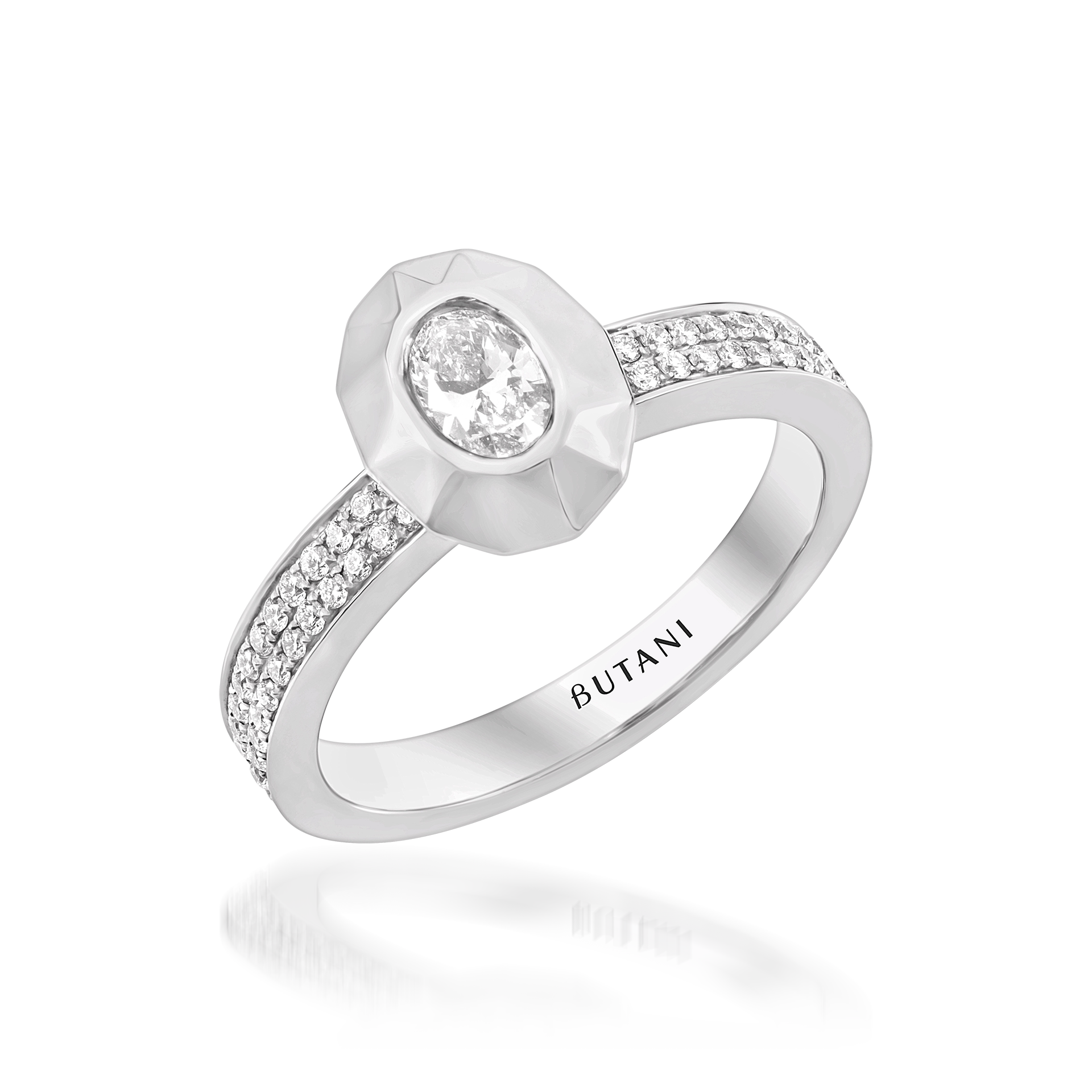Metropolitan Oval-cut Diamond Ring in 18K White Gold
