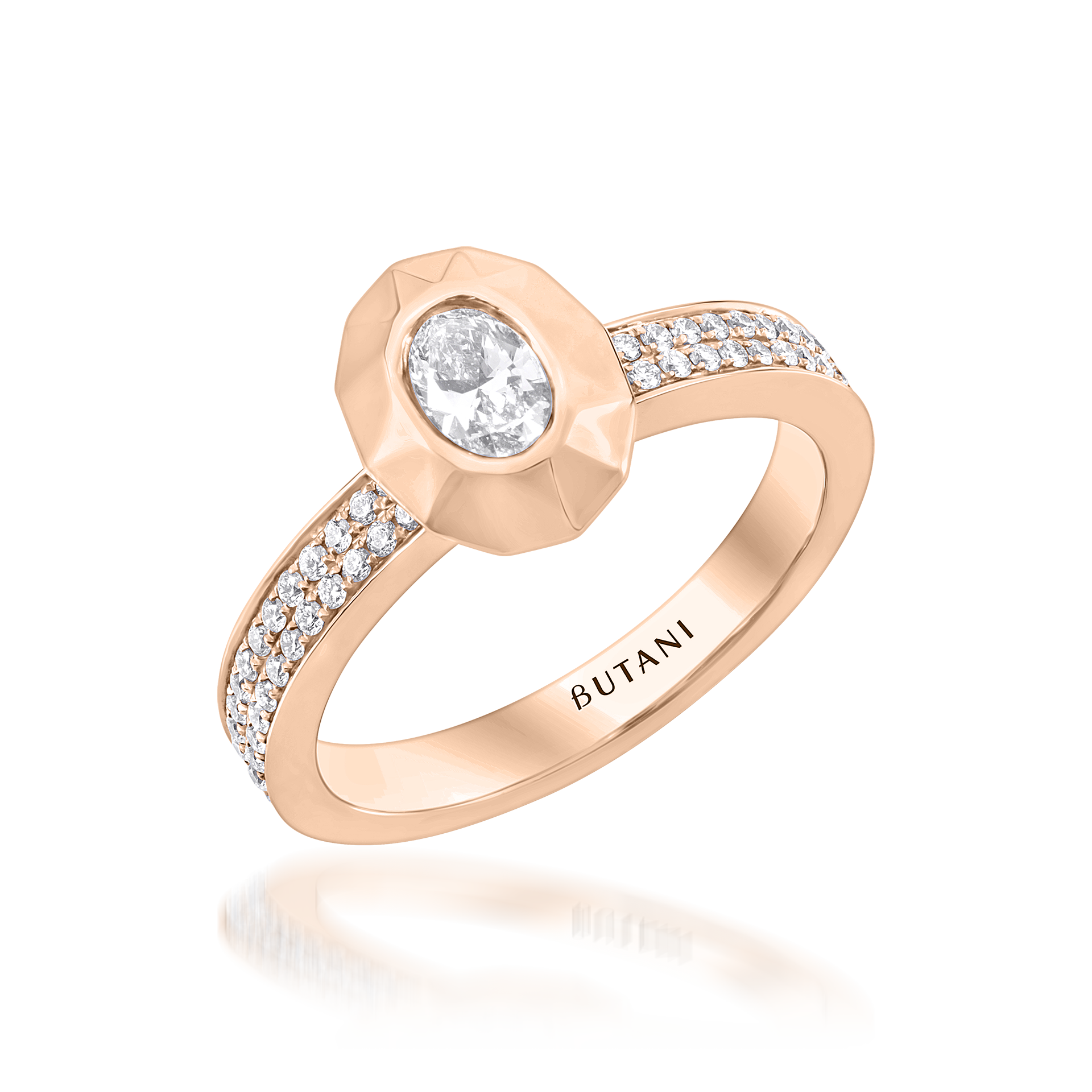 Metropolitan Oval-cut Diamond Ring in 18K Rose Gold