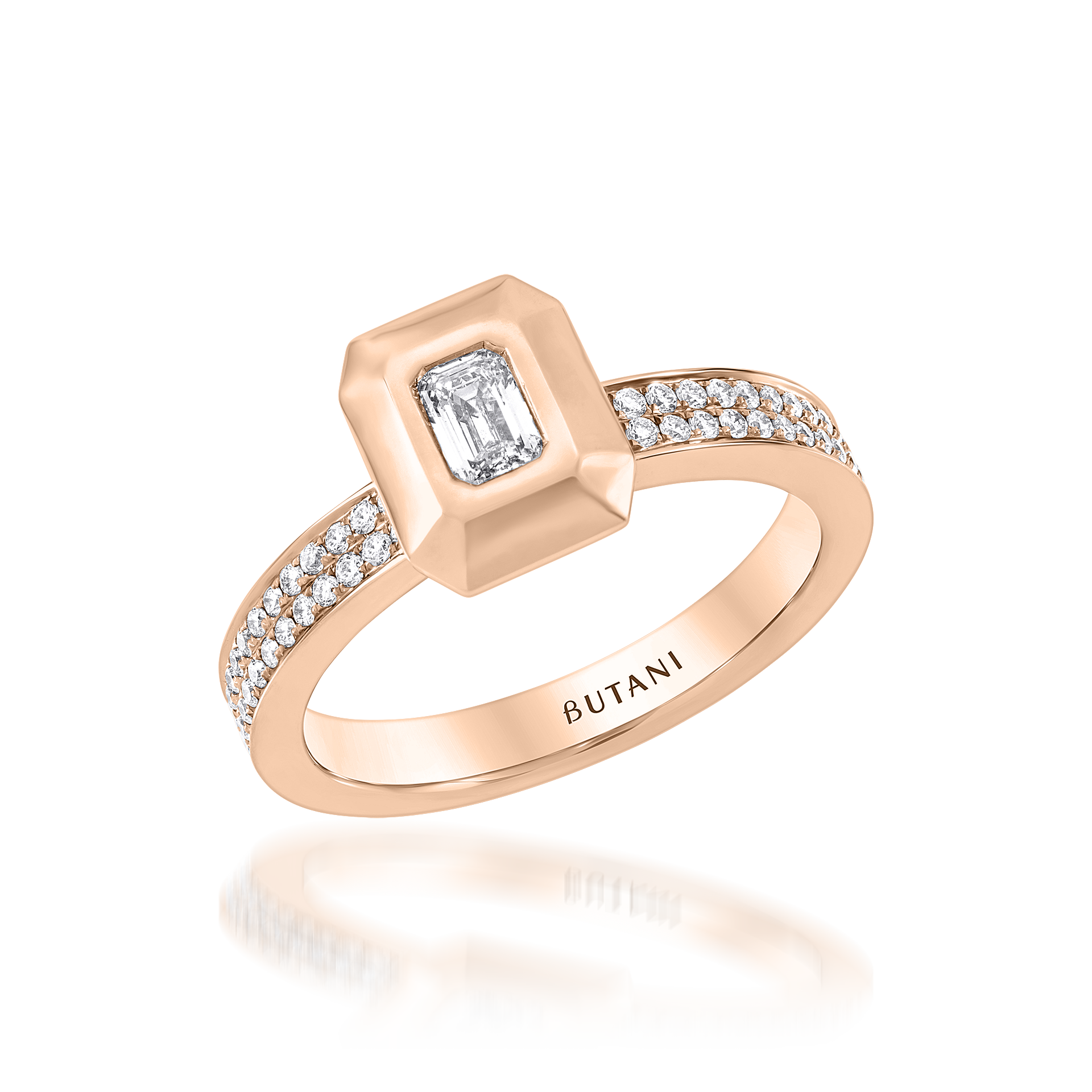 Metropolitan Emerald-cut Diamond Ring in 18K Rose Gold