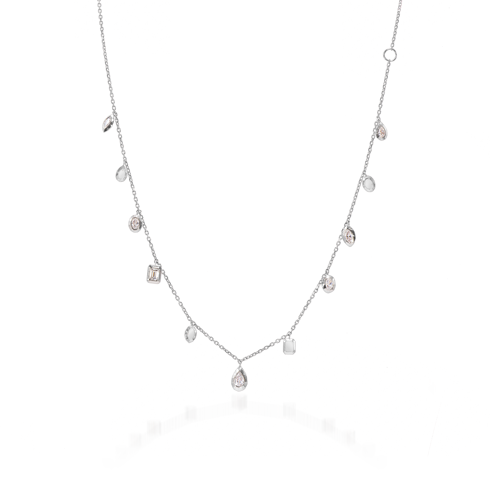 Metropolitan Diamond Motif Necklace In 18K White Gold