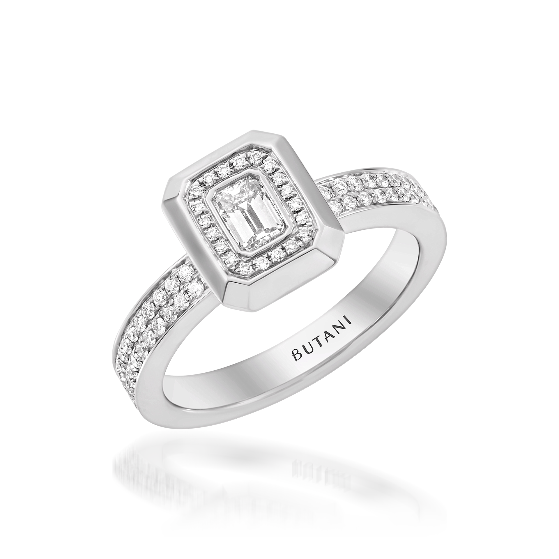 Metropolitan Emerald-cut Diamond Halo Ring In 18K White Gold