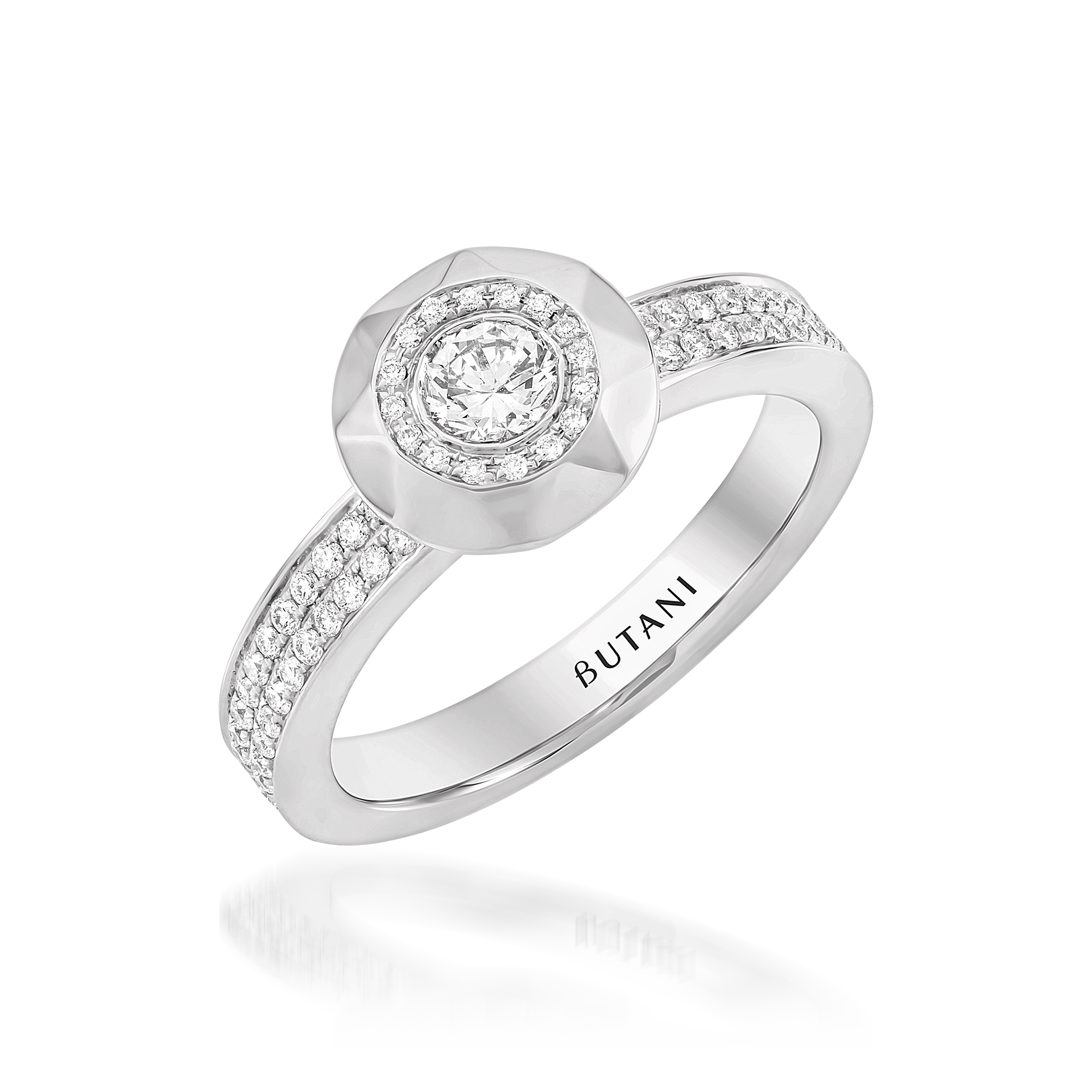 Metropolitan Round-cut Diamond Halo Ring In 18K White Gold