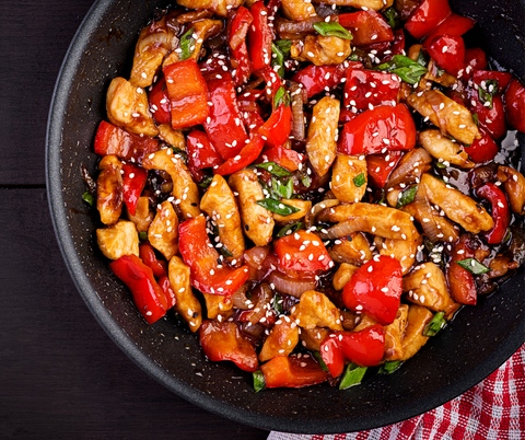 Sweet chilli chicken stir fry made with Mad Mountain Sweet chilli sauce. Small-batch artisan sauce with organic chillies