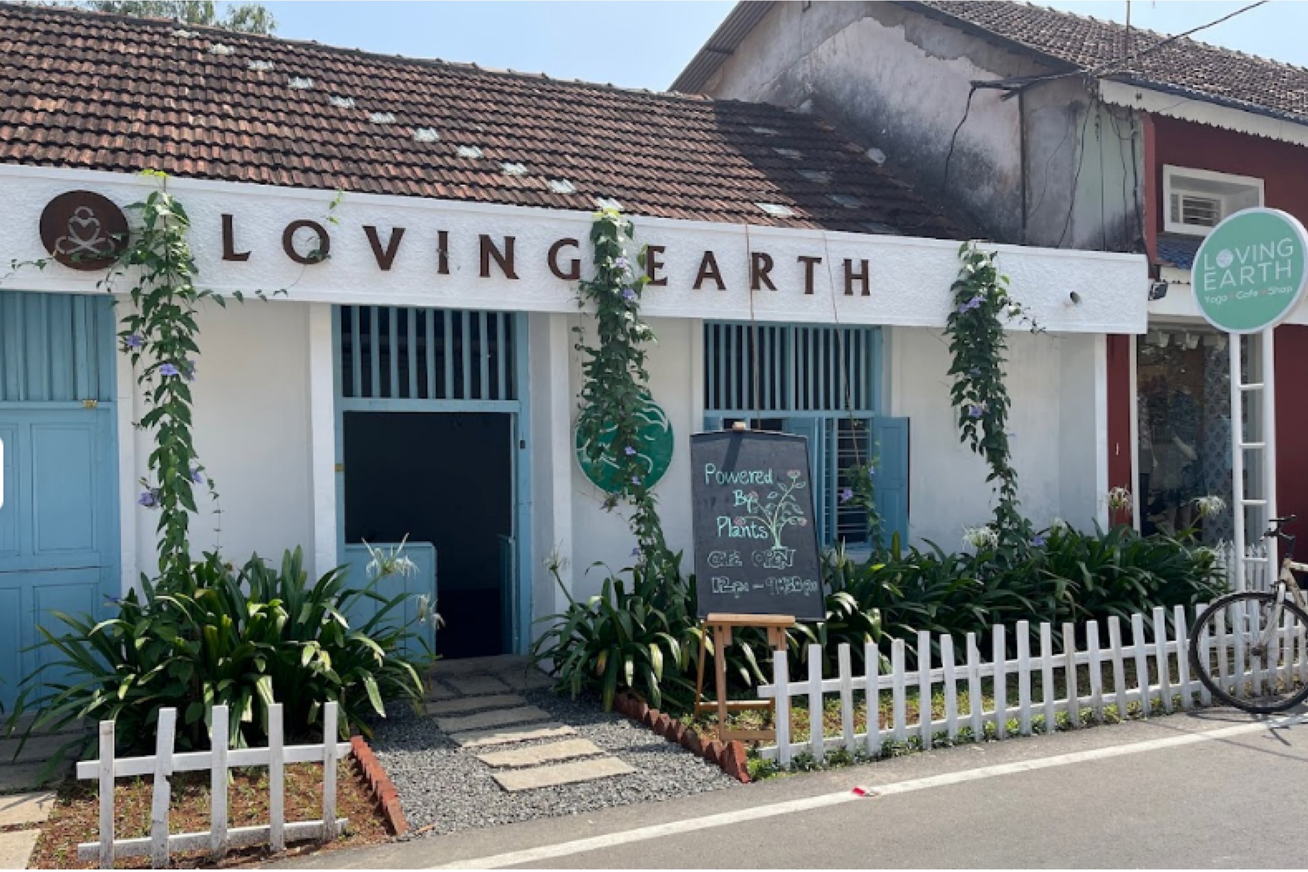 Loving Earth Cafe