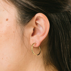 Cassie Hoop Clip-On Earrings in Gold