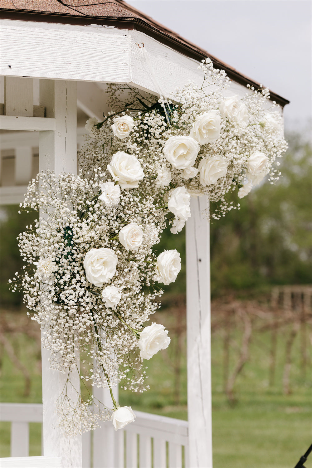 Baby's Breath Flower Decorations For Outdoor Weddings