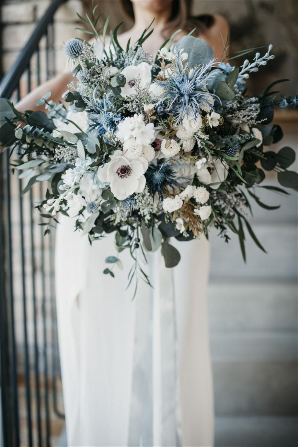 Blue and White Wedding Bouquet Ideas