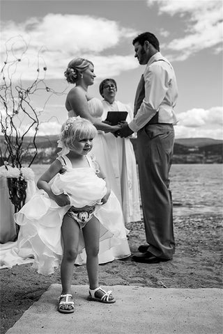 Funny Wedding Photo Ideas with Kids