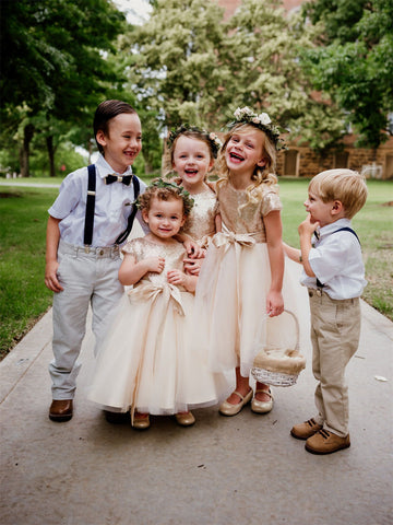 Cute and Fun Wedding Photo Ideas with Kids