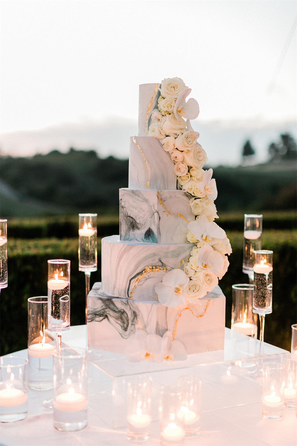 Amazing Marble Wedding Cakes With Flowers