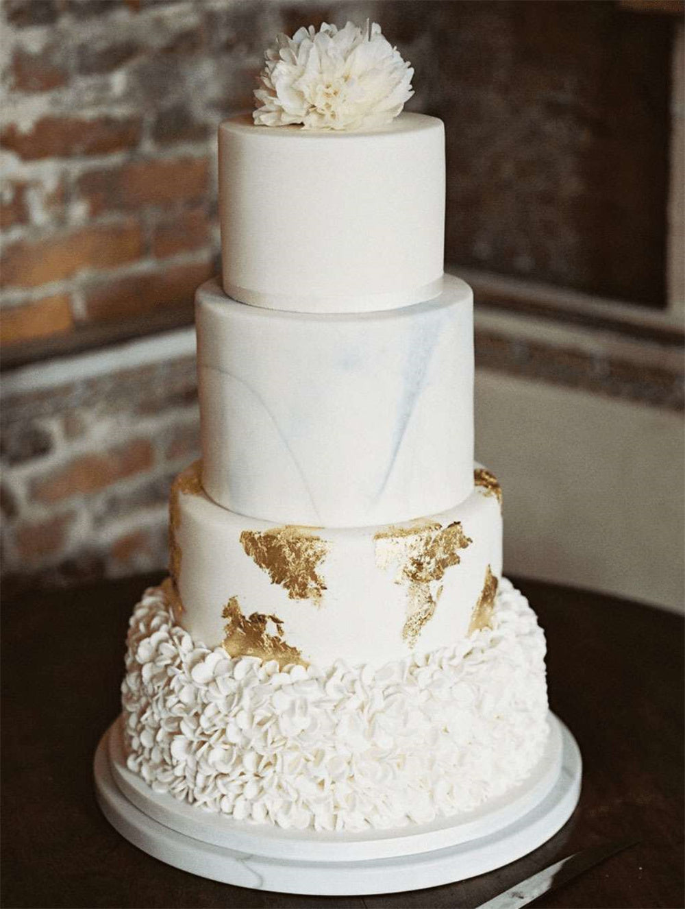 White Marble Wedding Cakes with Amazing Texture
