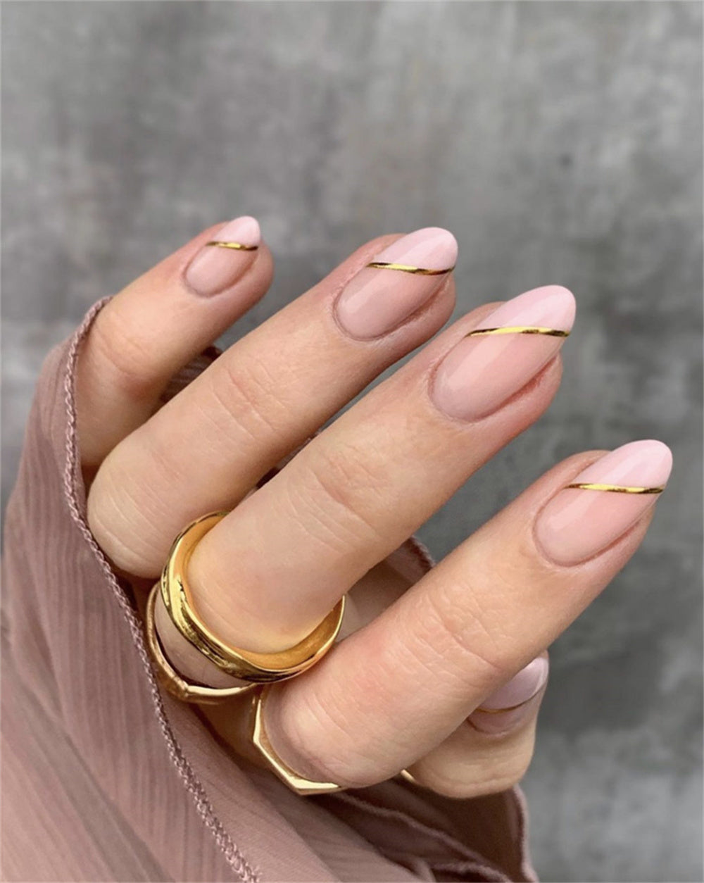 Stylish Rose Gold Wedding Nail Designs for Summer Weddings