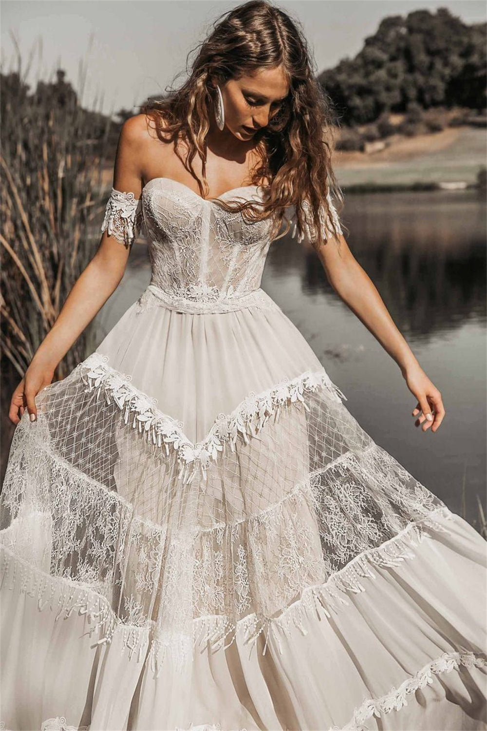 Chic Bohemian Wedding Dresses with Vintage-Inspired Details