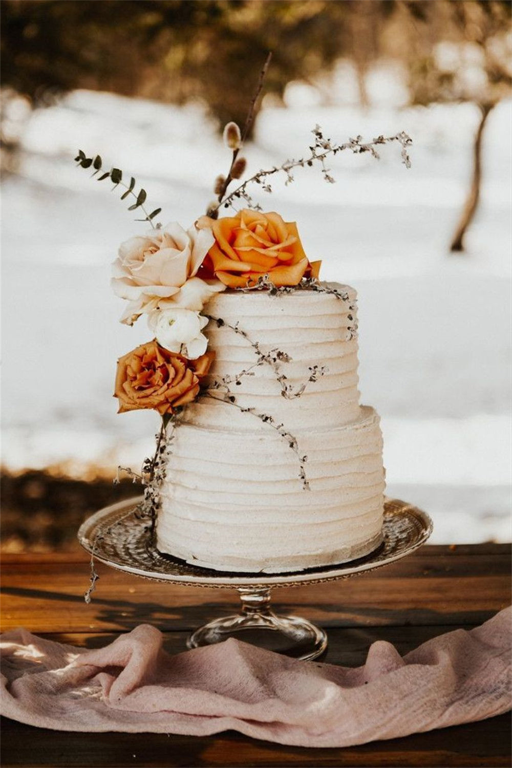 Vintage Winter Wedding Cake Ideas