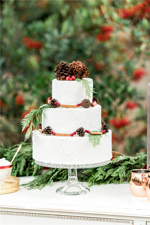 Creative and Stylish Winter Wedding Cakes