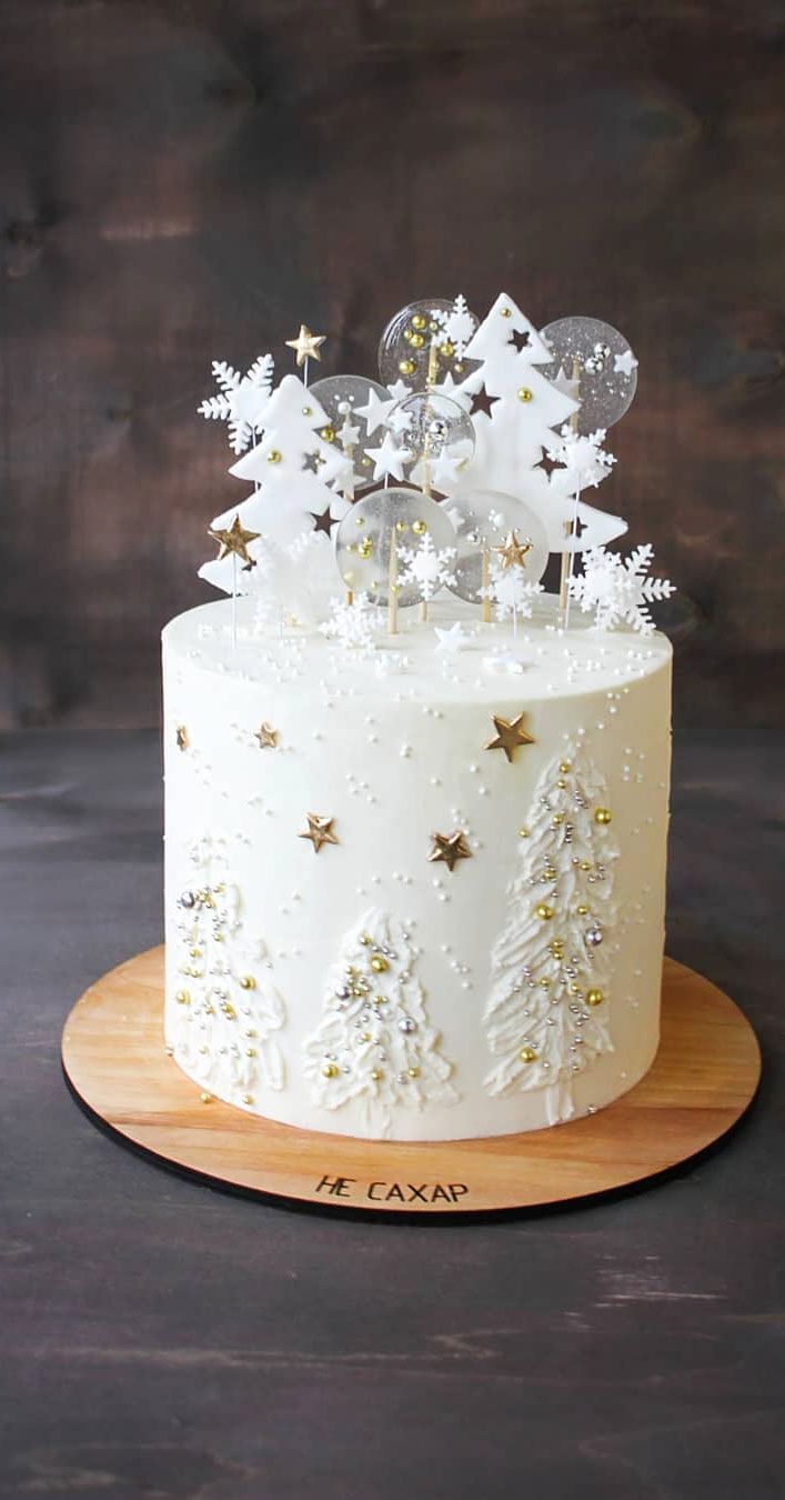 Creative and Stylish Winter Wedding Cakes