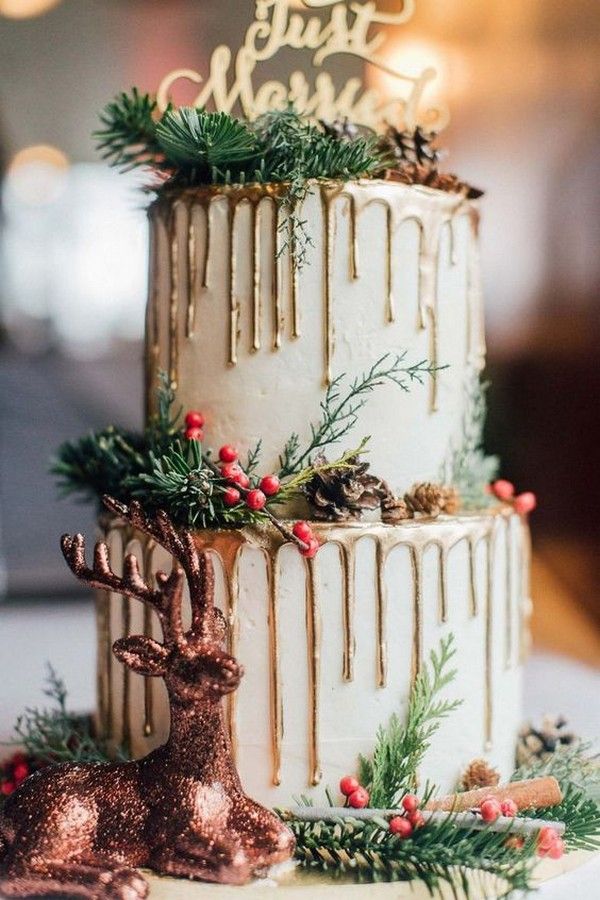 elegant textured buttercream Christmas wedding cake with fresh flowers.  #weddingcak… | Christmas wedding cakes, Buttercream wedding cake, Christmas  cake decorations