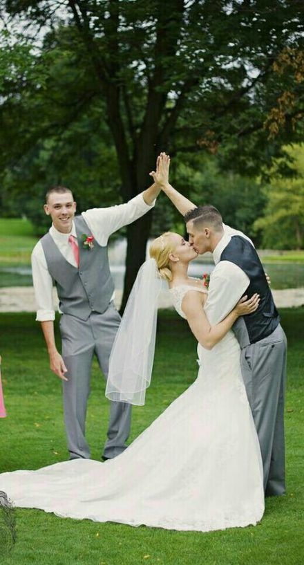 50 Funny Wedding Pictures to Take at Any Wedding Ceremony