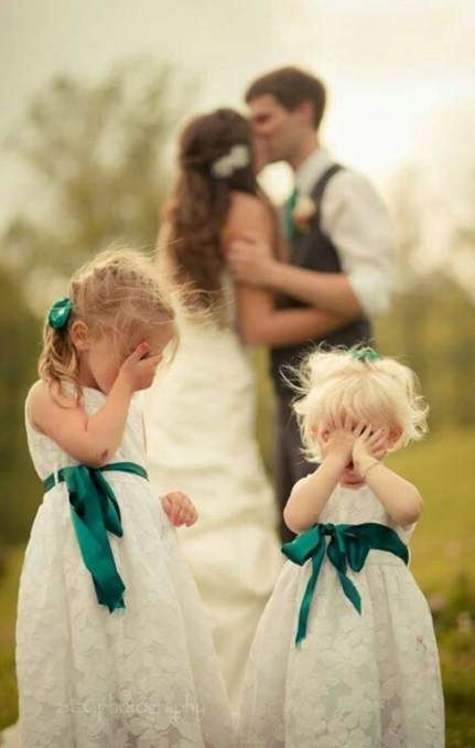 fun wedding couple photo ideas