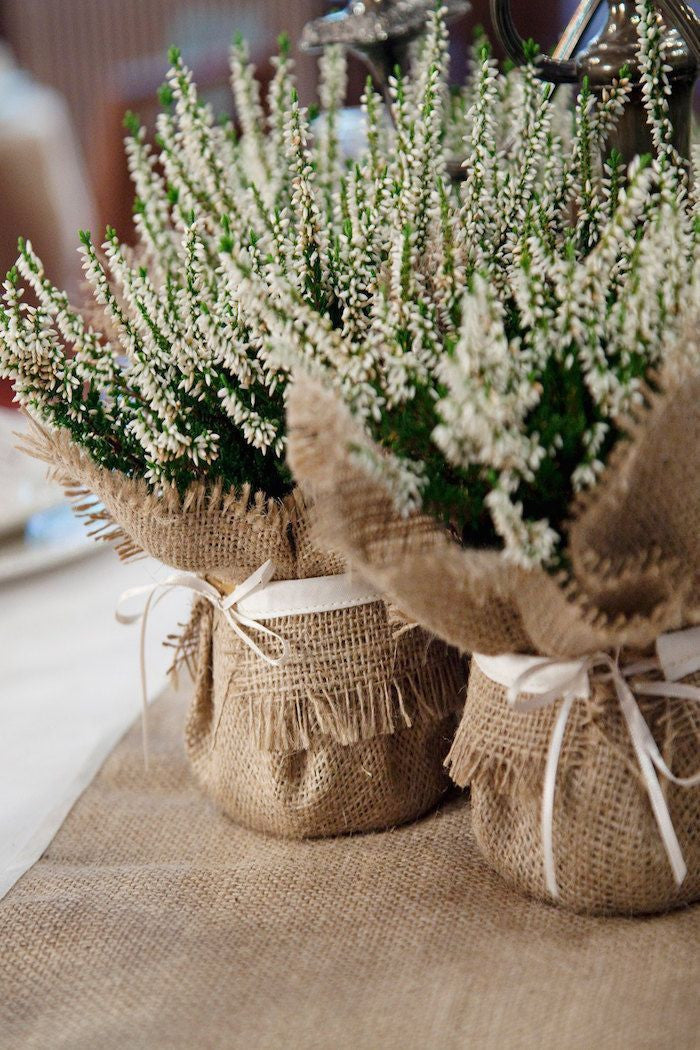 The Most Romantic Burlap Wedding Decoration Ideas