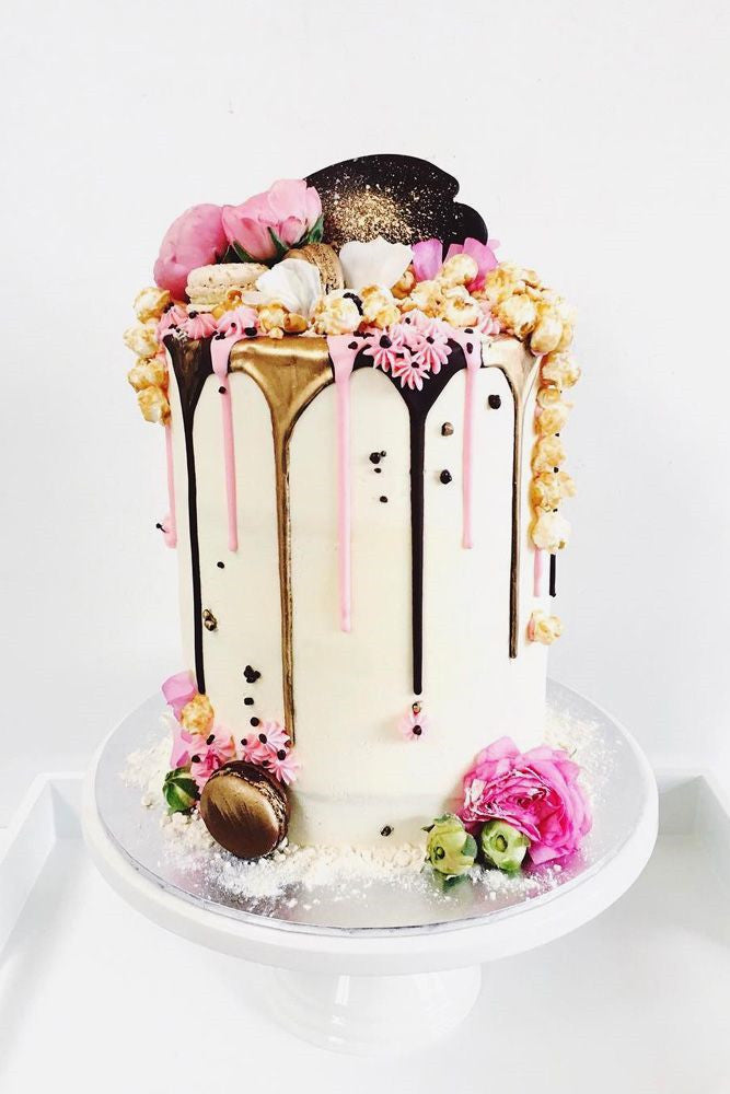 Mouthwatering Drip Wedding Cakes You cant Resist